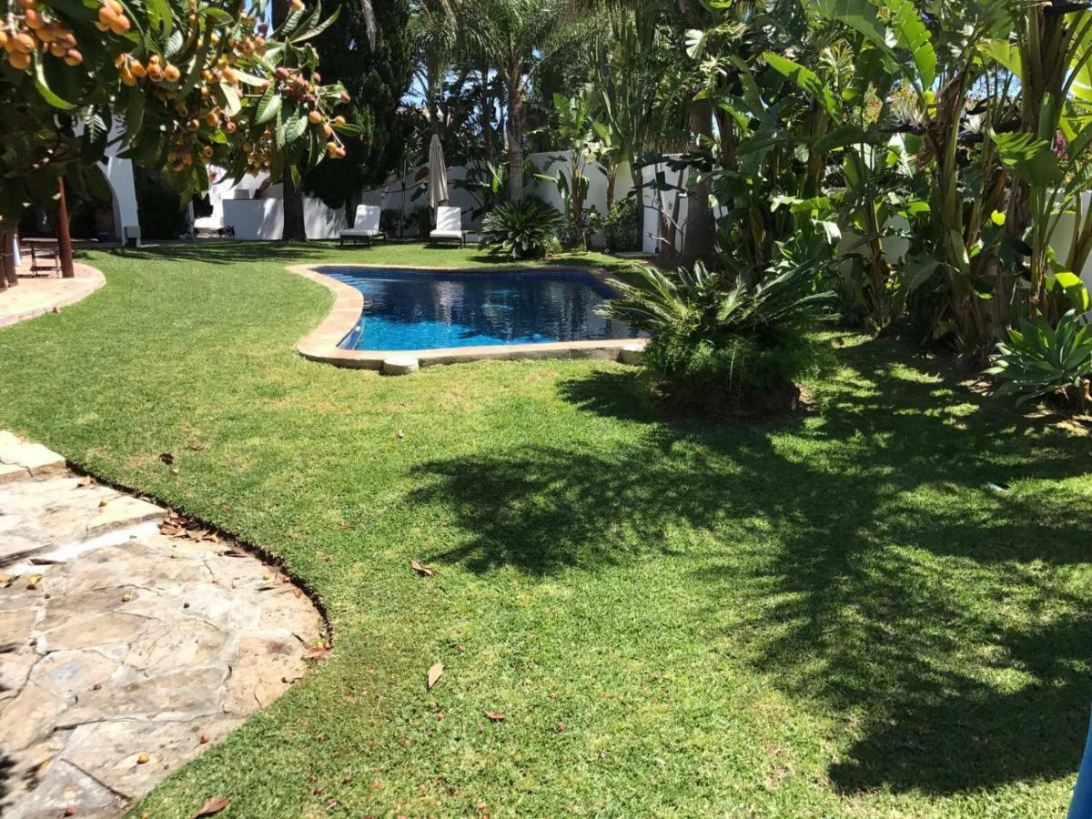 Villa With Heated Pool And Jacuzzi Close To Puerto Banus And Beach Estepona Esterno foto
