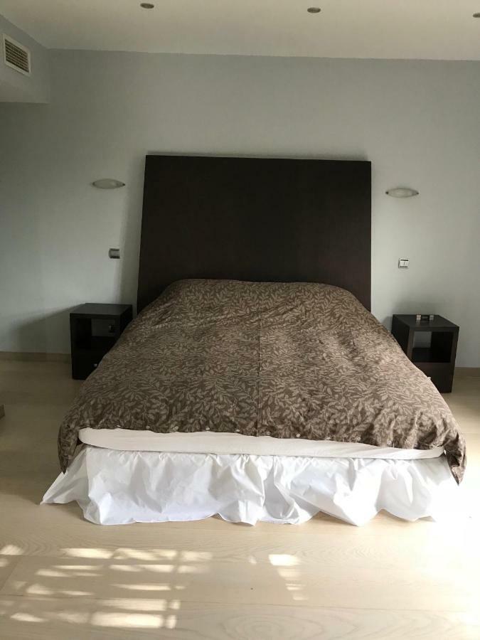 Villa With Heated Pool And Jacuzzi Close To Puerto Banus And Beach Estepona Esterno foto